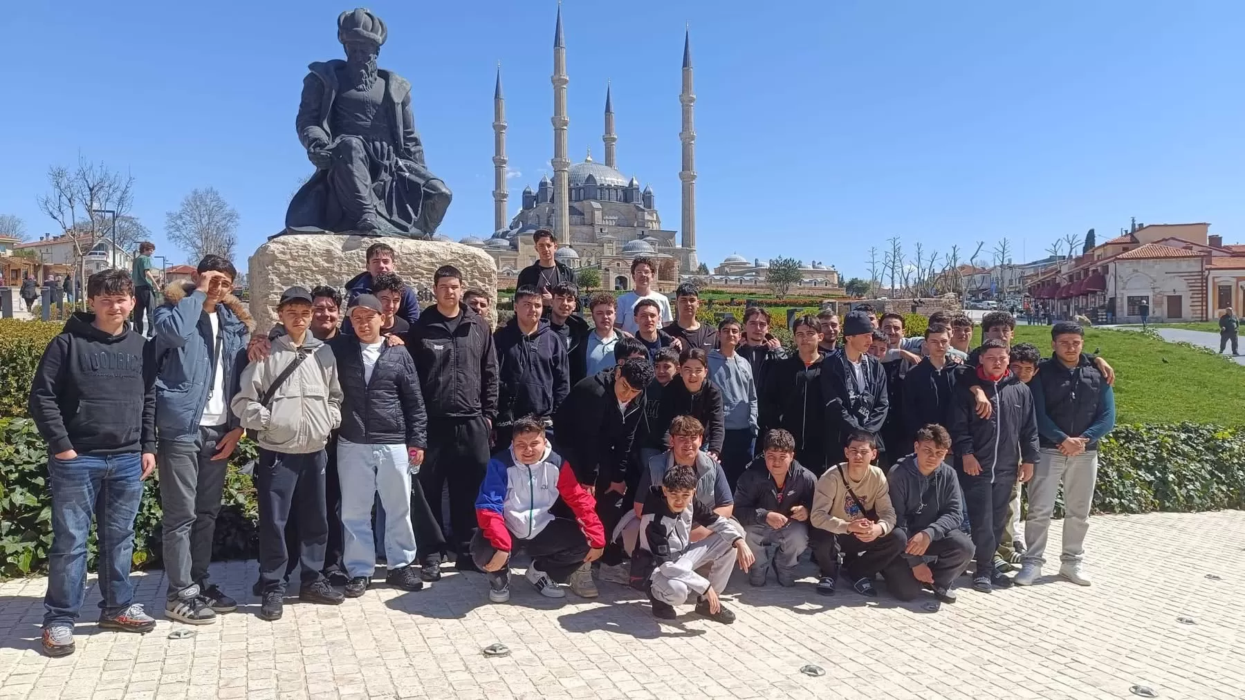 GENÇLERİMİZE YÖNELİK DEĞERLER EĞİTİMİ GEZİSİ